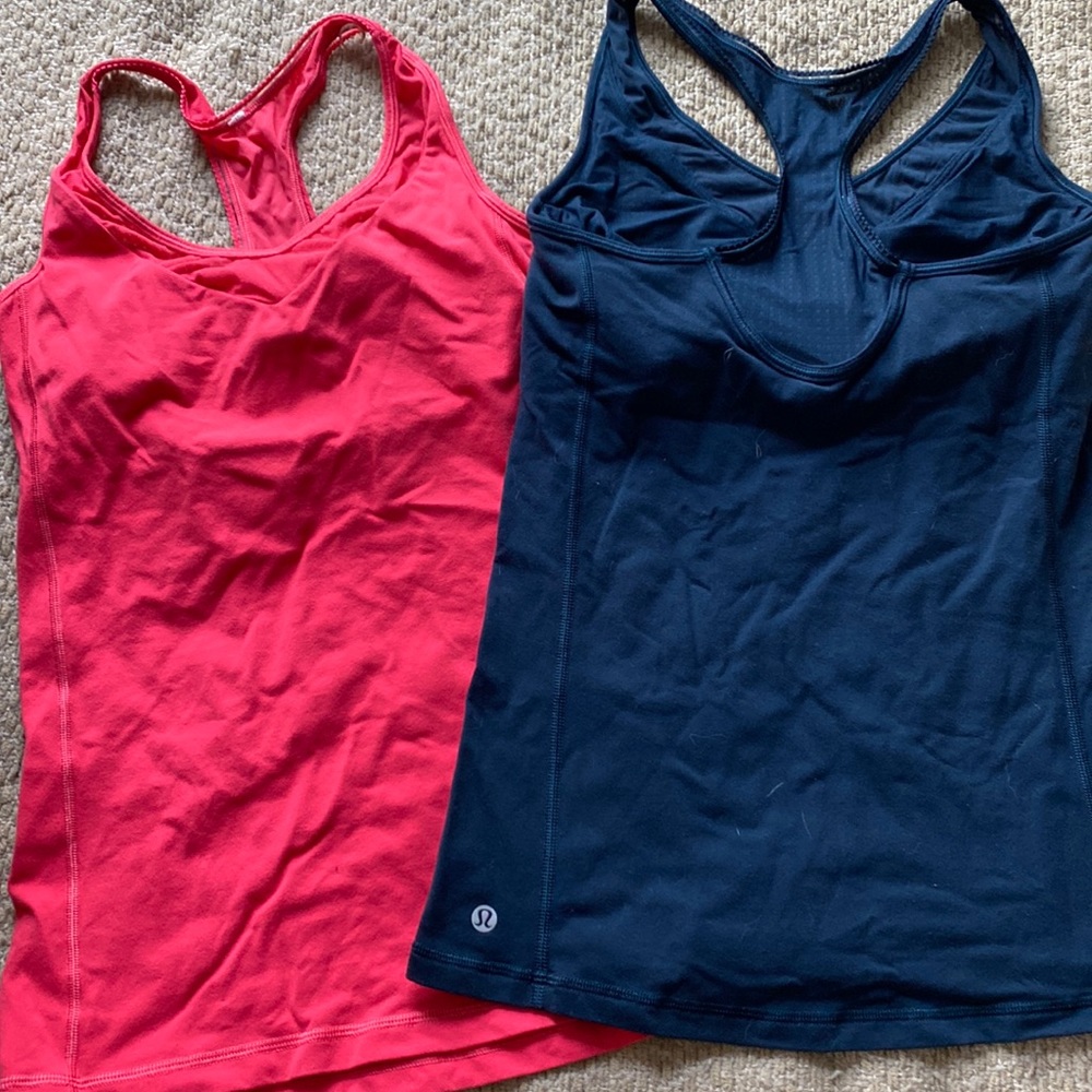 Set of 2 tank tops